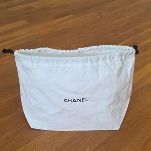 CHANEL White Cotton Dust Bag